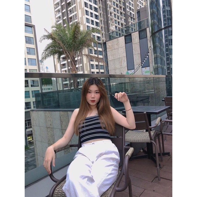 Áo dây crop sọc đen trắng