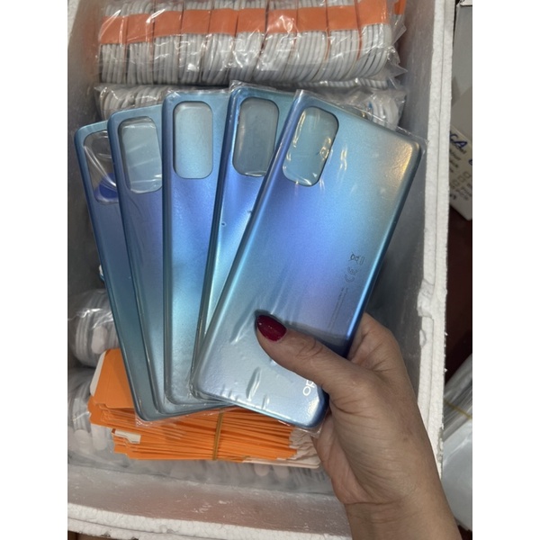 Nắp lưng Oppo Reno 4