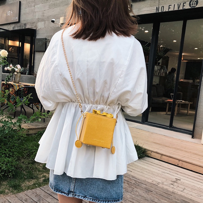 Túi đeo chéo IELGY mini dây đeo chuỗi ngọc trai khóa dây rút thời trang cho nữ