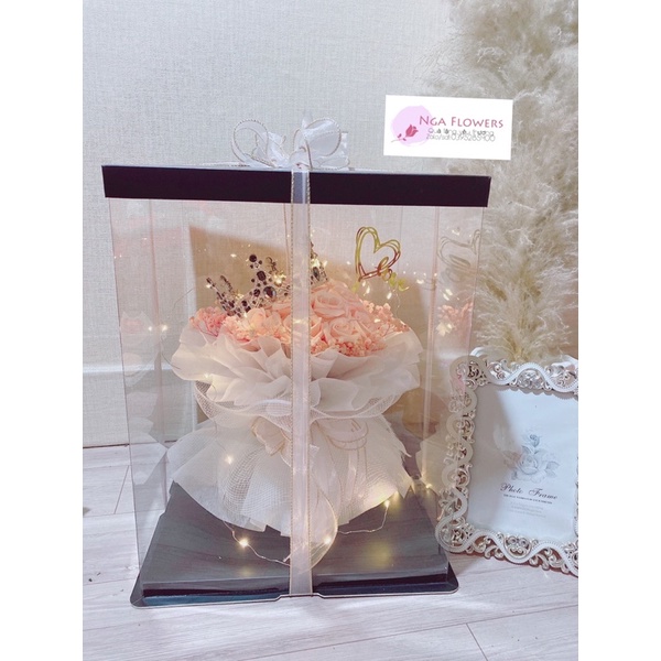 Bó Hoa Kèm Hộp Mika Siêu Sang
