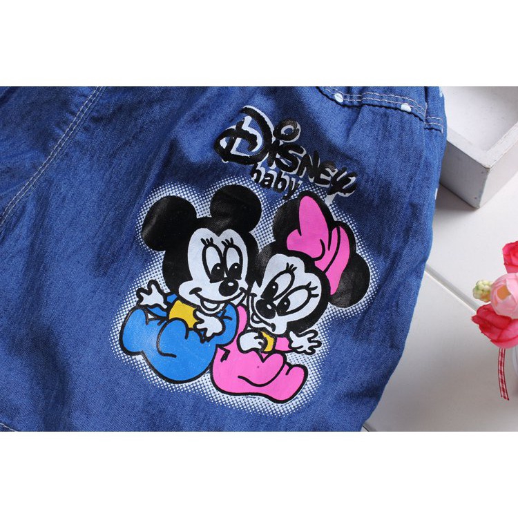 Quần Short Jeans In Hình Chuột Mickey Dành Cho Bé Gái