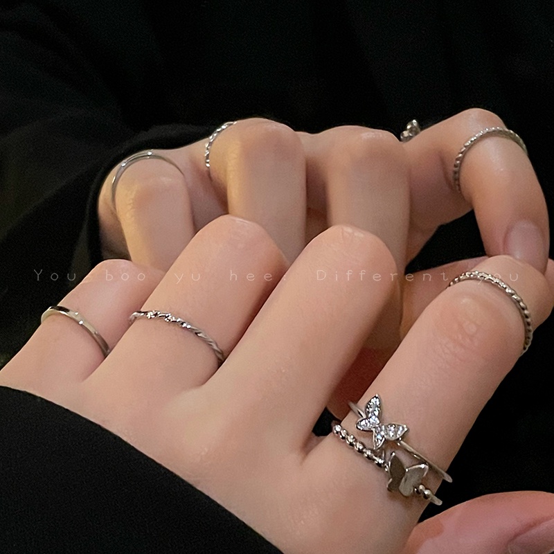 Bộ Nhẫn Đeo Ngón Tay Họa Tiết Bướm Thời Trang Sành Điệu Cho Nữ