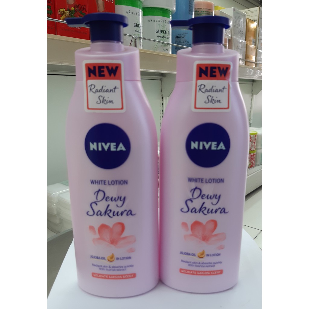 Sữa dưỡng thể Nivea 400ml - hoa anh đào