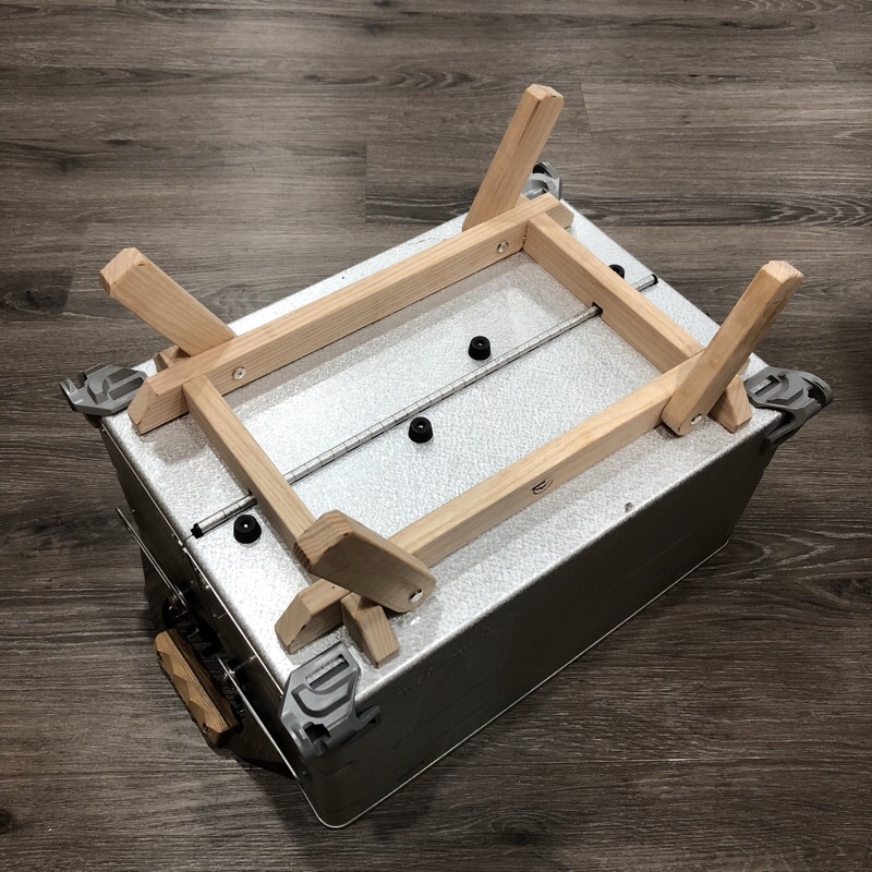 Phụ kiện thùng Snow Peak - Chân gỗ