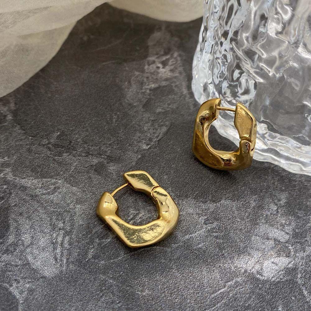 QQMALL Bông Tai Dạng Vòng Màu Bạc Dày Dặn Thời Trang Cho Nữ