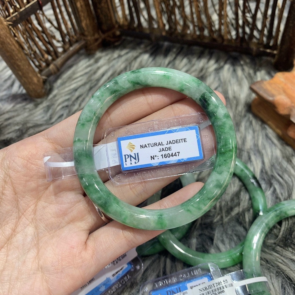 Vòng Kiềng Cẩm Thach Phỉ Thúy Bản Tròn Size 51-55mm