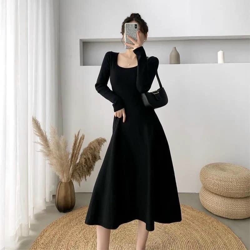 Váy len tăm cổ vuông tay dài hai màu đen da bò - Đầm len dáng suông cổ vuông dạo phố