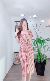 Váy kẻ hot hit