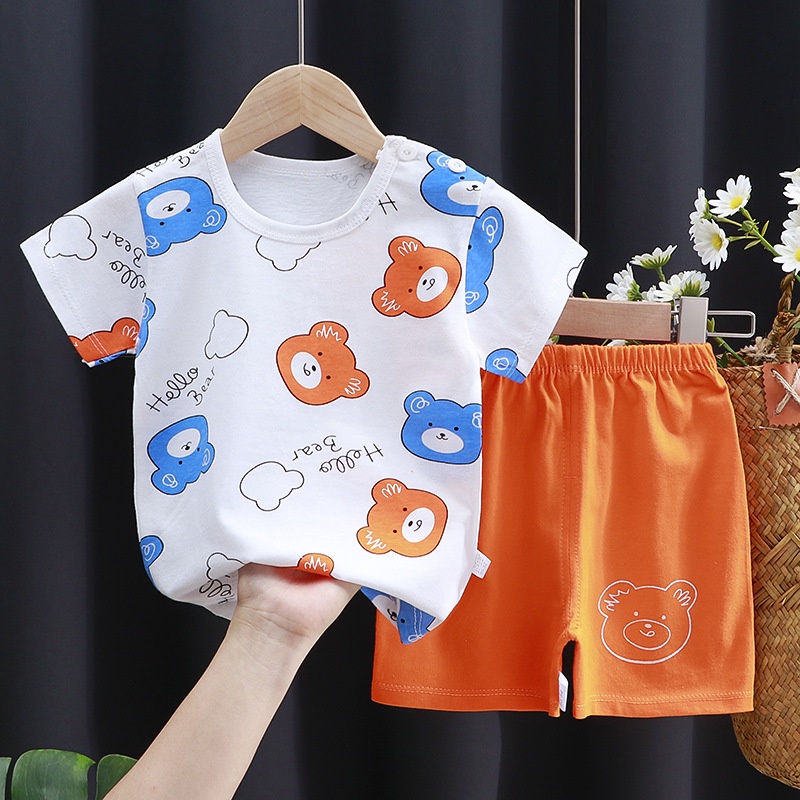 Set áo thun tay ngắn và quần đùi in họa tiết hoạt hình đáng yêu thời trang dành cho bé trai và bé gái
