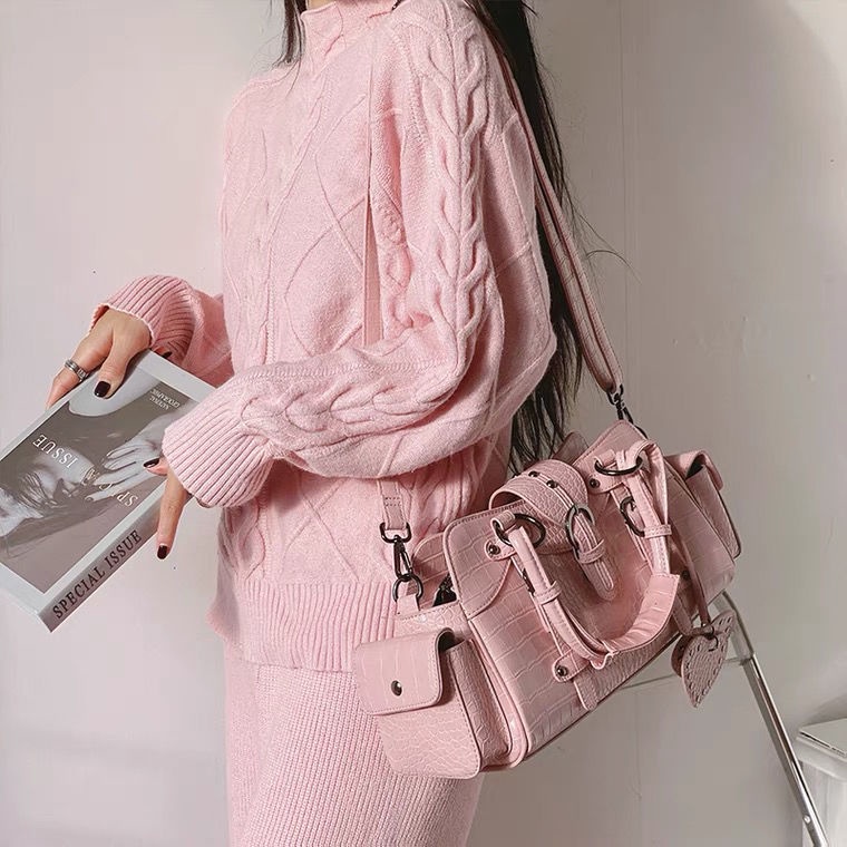 Túi xách đeo vai nắp lật họa tiết da cá sấu phối đinh tán phong cách retro vintage chính hãng