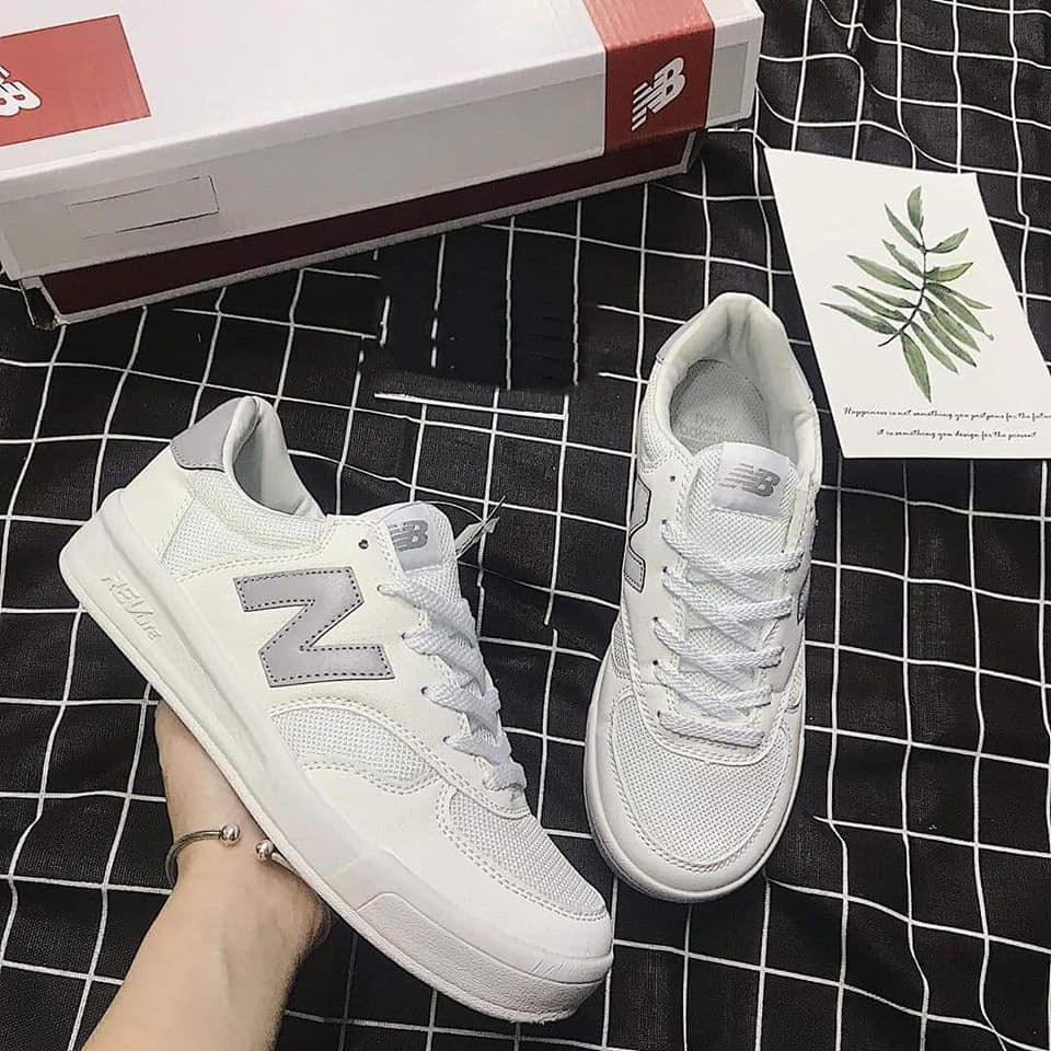 Giày thể thao Nb màu xám