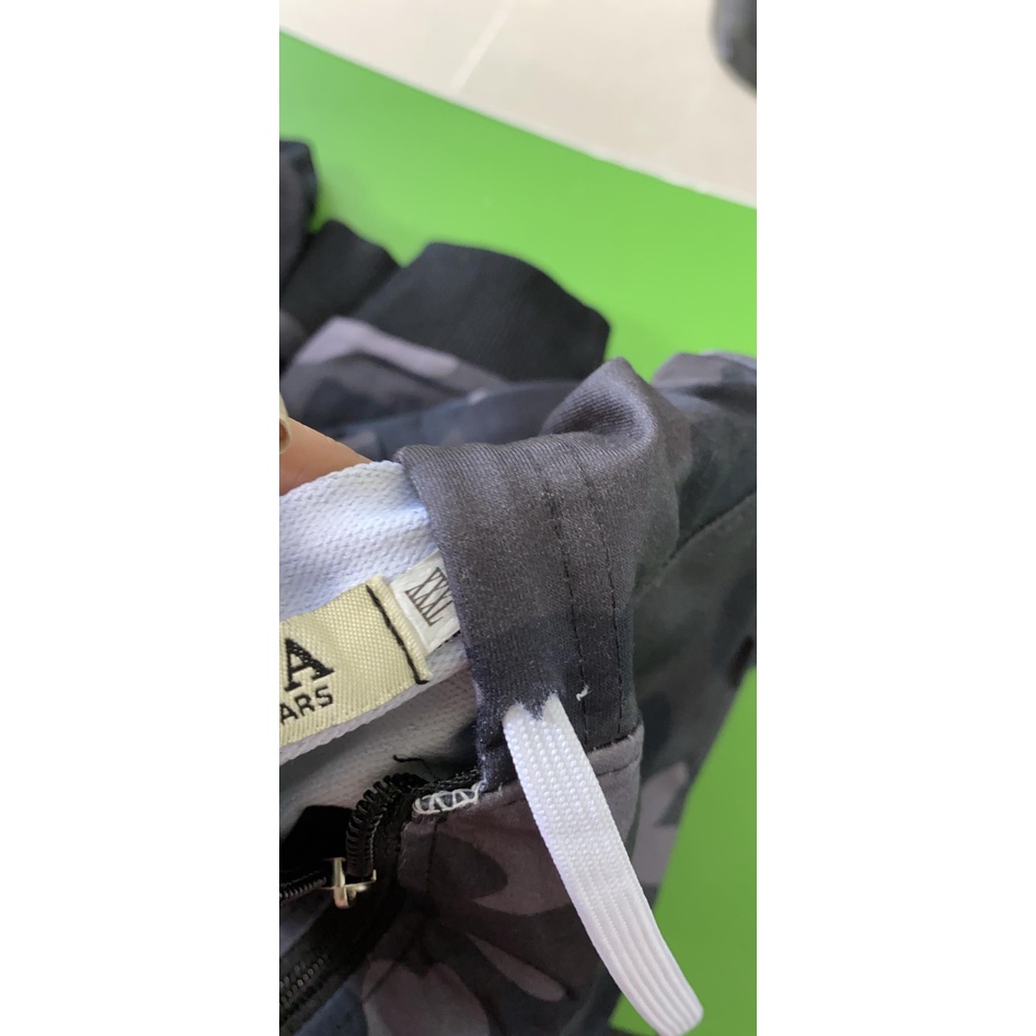 ÁO KHOÁC CÁ MẬP BAPE