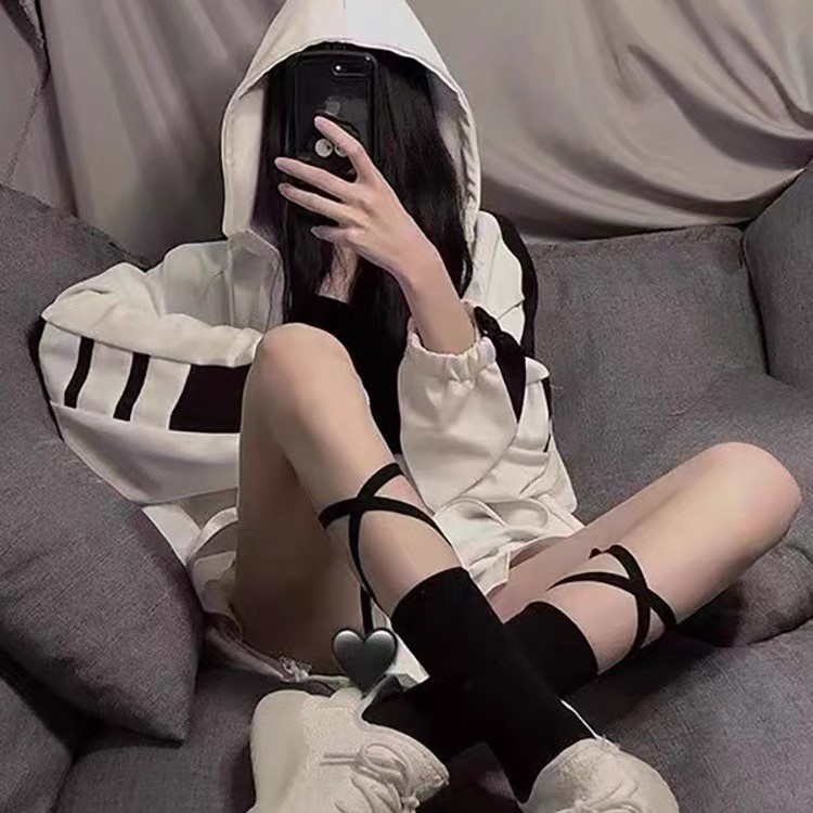Tất Vớ nữ ullzang buộc dây 2 màu Tất dài dưới gối nữ sinh phối với giày sneaker, mj,...