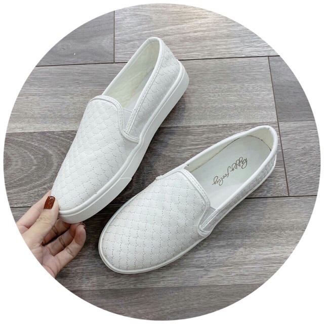 Giày slip on vảy cá