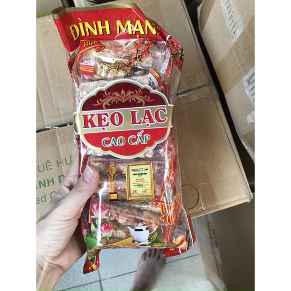 Kẹo lạc Đình Mạnh gói 450g - đặc sản Thái Bình