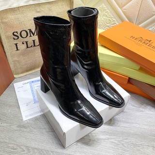 Bốt boot lửng da bóng gót trụ 7cm fullbox hàng quảng châu cao cấp