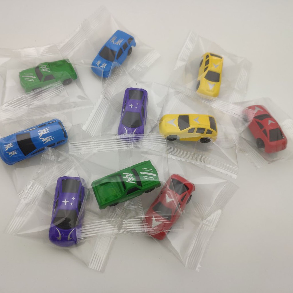 Combo 2 Mô hình xe ô tô mini bằng sắt nhiều màu sản phẩm mới 2021 quà tặng cho bé trẻ em