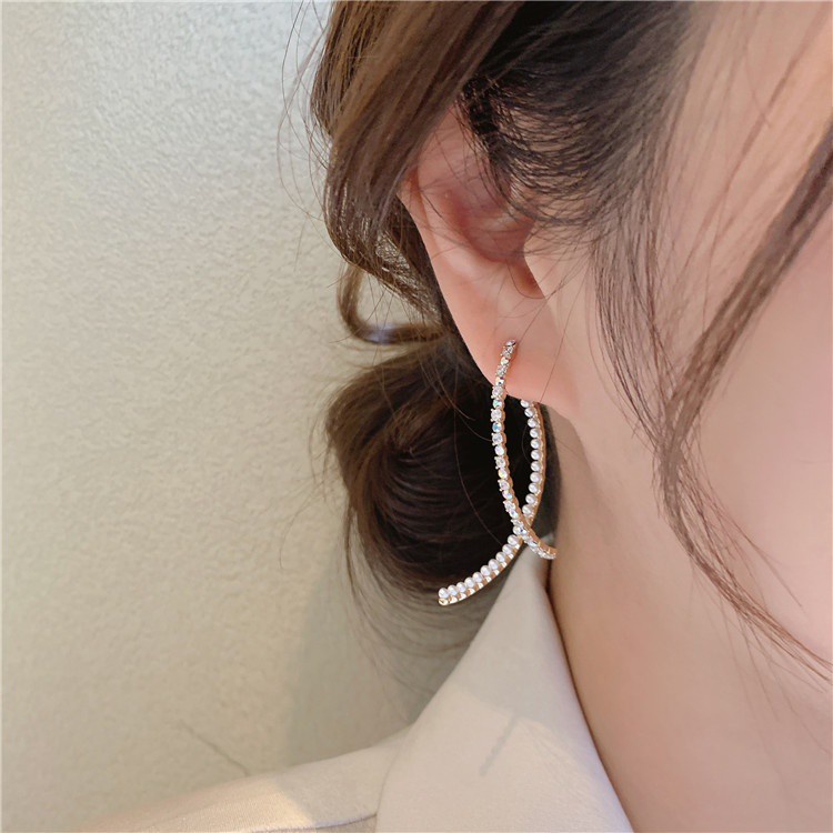 Khuyên tai mặt chéo đính đá giả kim cương và ngọc trai nhân tạo thời trang đơn giản phong cách Hàn Quốc cho nữ