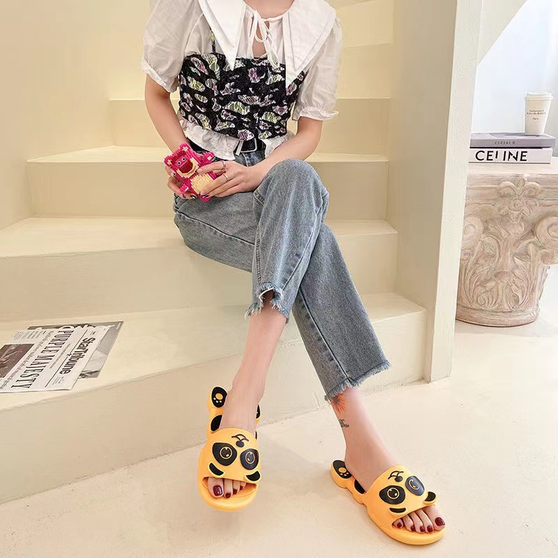Dép nhựa đi trong nhà hình gấu trúc cute Dép Đi Trong Nhà Hình Gấu Trúc size 30-41