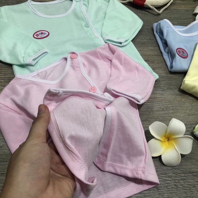 Áo dài tay cài lệch Baby Born màu