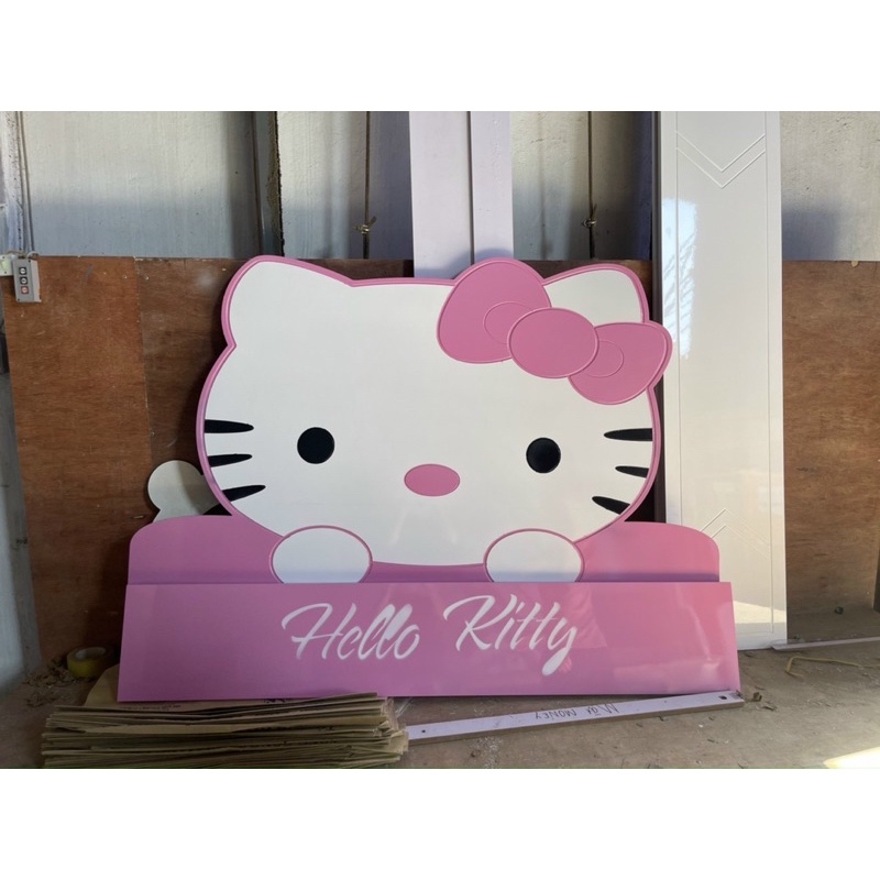 Giường helokitty