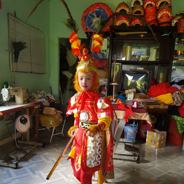 Trang phục TỀ THIÊN ĐẠI THÁNH cho trẻ em cao cấp