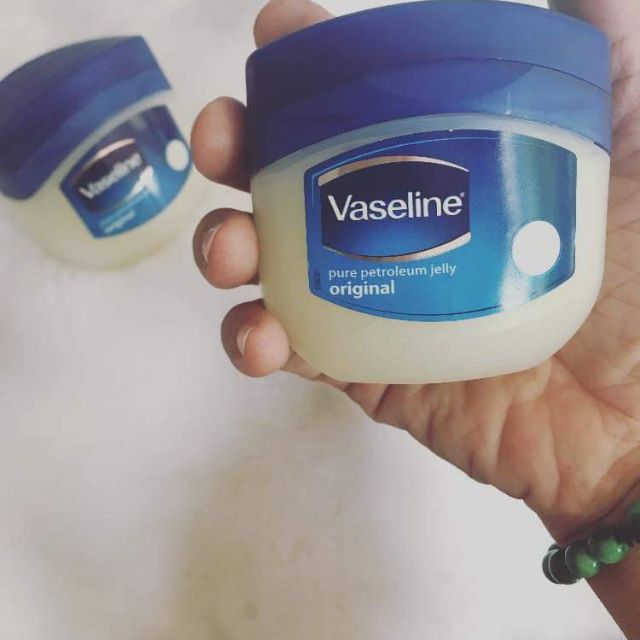 Sáp dưỡng ẩm vaseline 100ml