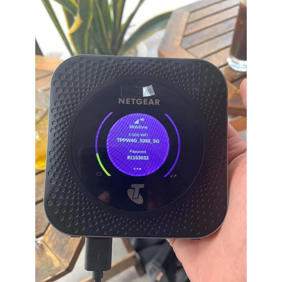 Phát Wifi 4G Cao Cấp Netgear M1 Hàng Mỹ -Tốc độ 4G 1000Mbps -Pin 5040mAh like new 98%