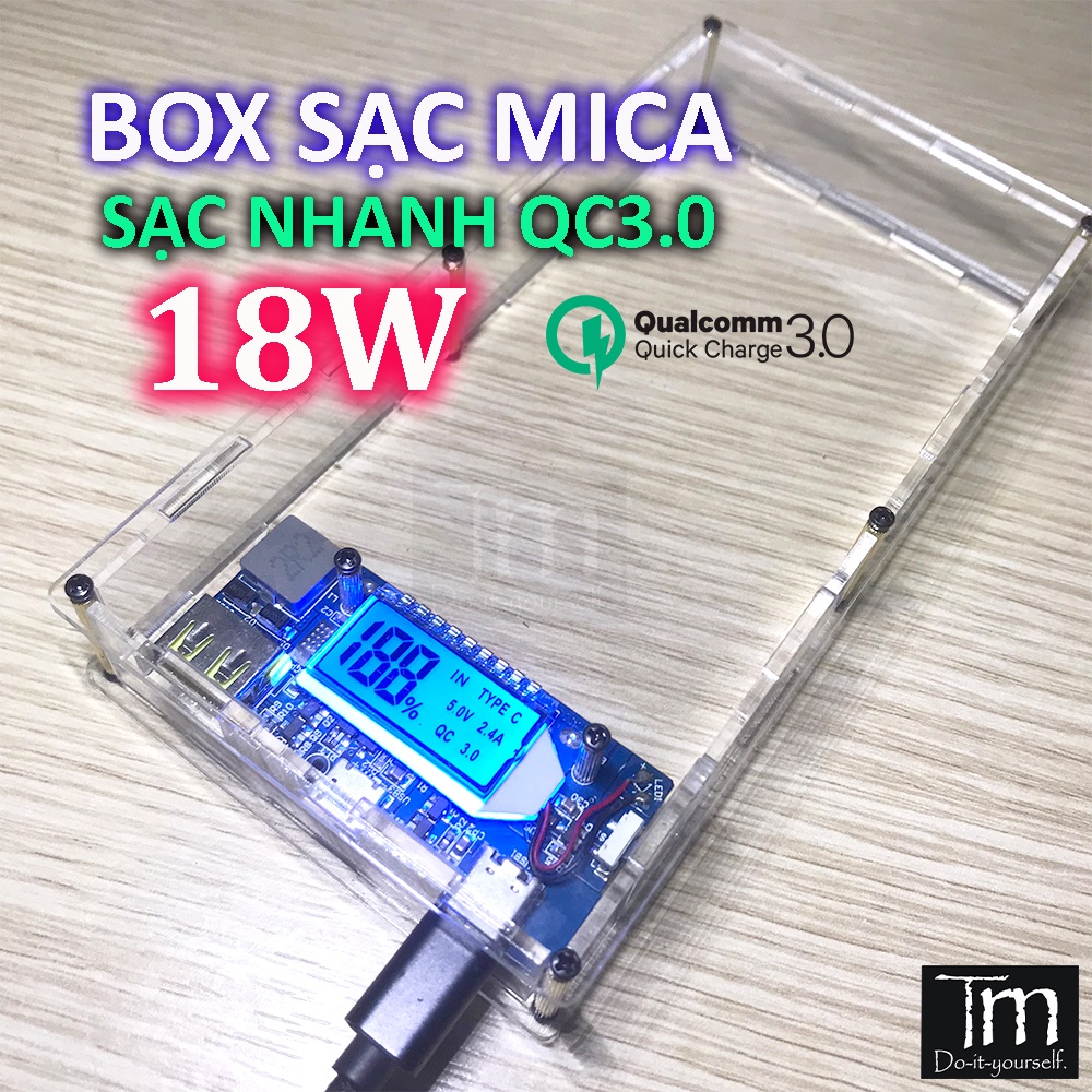 Box Sạc Dự Phòng Mica Trong Suốt Sạc Nhanh QC3.0 18W Hiển Thị LCD