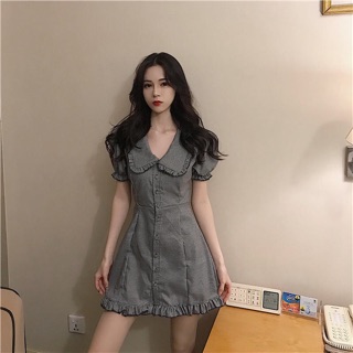 Đầm gingham cổ sen bèo viền