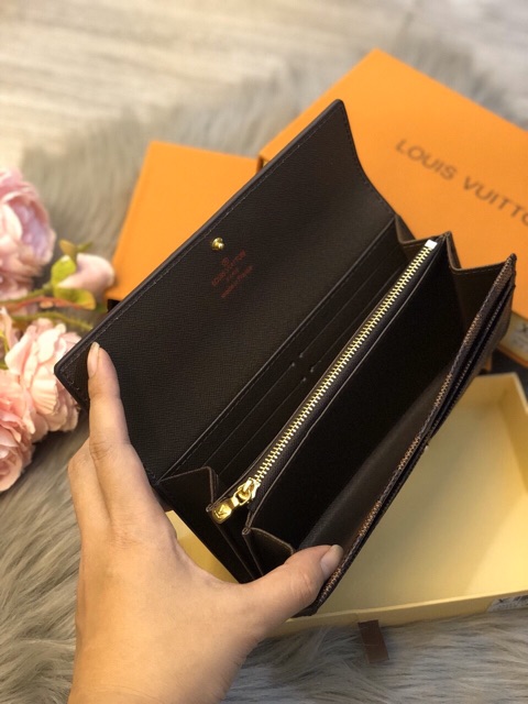 Ví dài chữ V full box sale