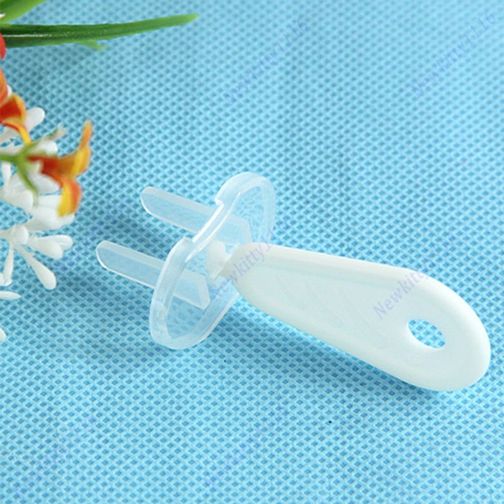 Set 7 Nắp Đậy Ổ Cắm Điện 2 Lỗ Bằng Nhựa PP Chống Điện Bảo Vệ An Toàn Cho Bé / Người Lớn / Trường Học / Khách Sạn