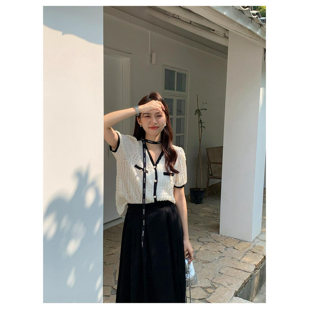 Áo Sơ Mi Ngắn Tay Màu Tương Phản Phối Chân Váy Chữ A Lưng Cao Thời Trang Sành Điệu 62043
