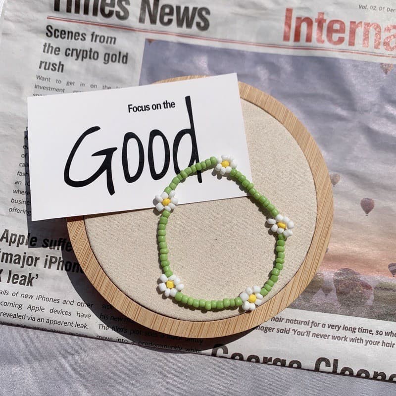 Vòng tay hạt cườm kết hoa phong cách  Bohemian