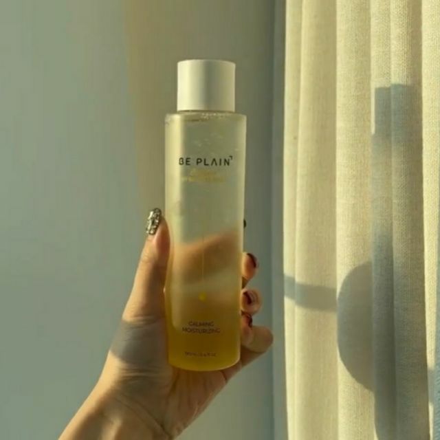 Toner cấp ẩm và thư giãn da Be Plain Chamomile pH Balanced Toner