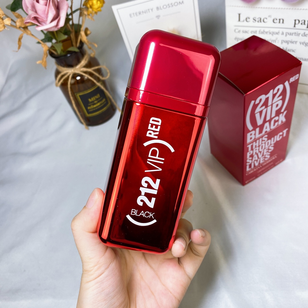 CAROLINA HERRERA (Hàng Mới Về) Nước Hoa Carlina Herrera 20 Năm 212vip Red Rose 80ml Dành Cho Nam Và Nữ