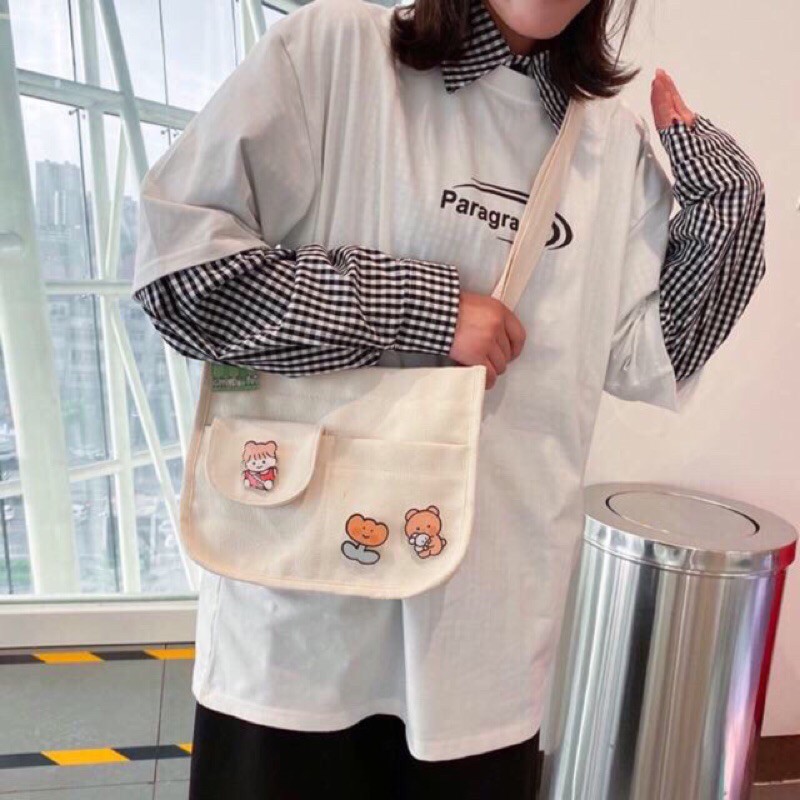 Túi tote vải canvas đeo chéo ( tặng kèm stick gấu và cô gái cute)