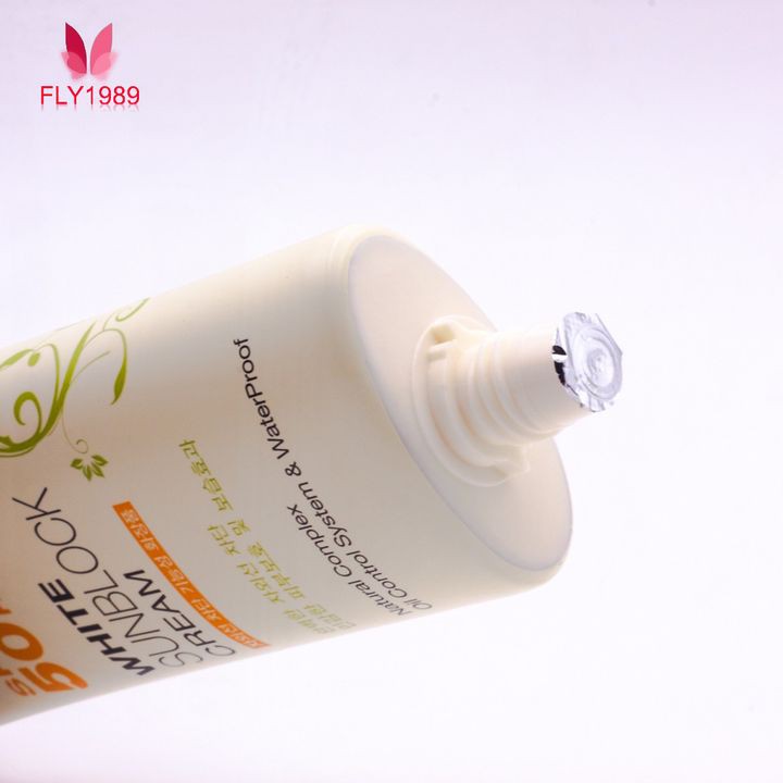 Kem chống nắng dưỡng trắng da Dabo White Sunblock 70ml | BigBuy360 - bigbuy360.vn