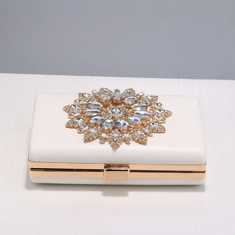 Ví Cầm Tay Đính Đá Lấp Lánh Thanh Lịch Dành Cho Nữ