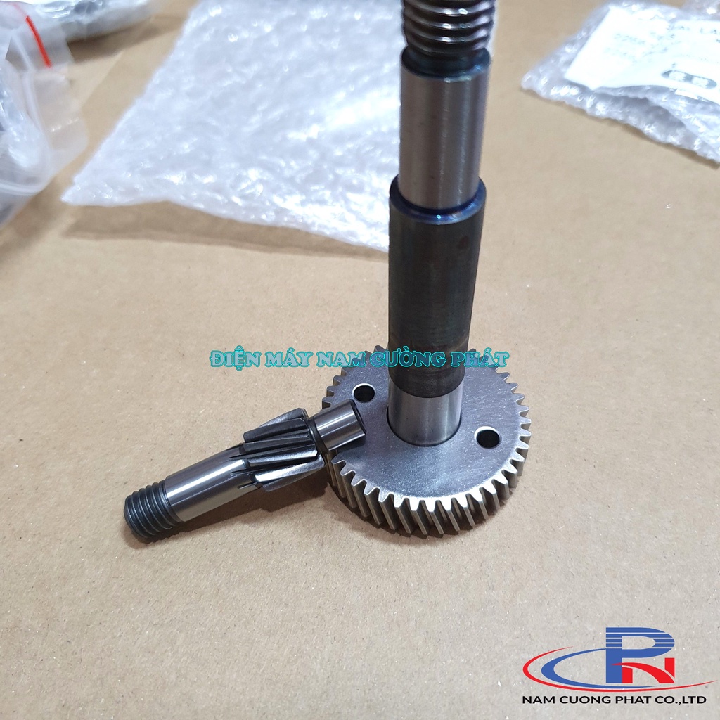 Bánh răng máy chà nhám Makita Maktec M9400B MT941 158072-0