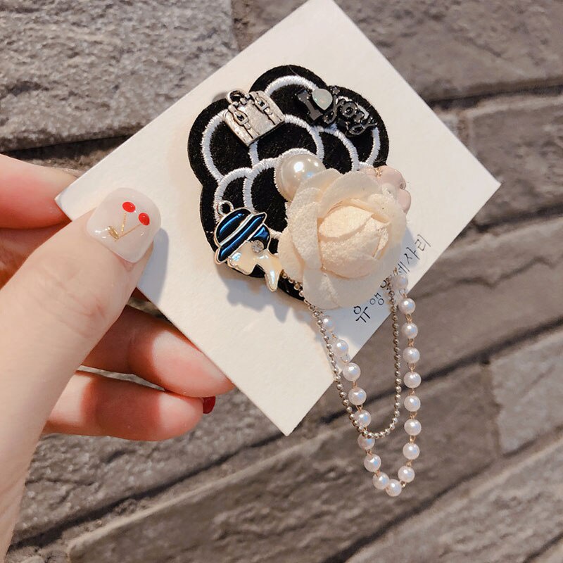 Ghim cài áo hình hoa trà đính ngọc trai giả thời trang cho nữ