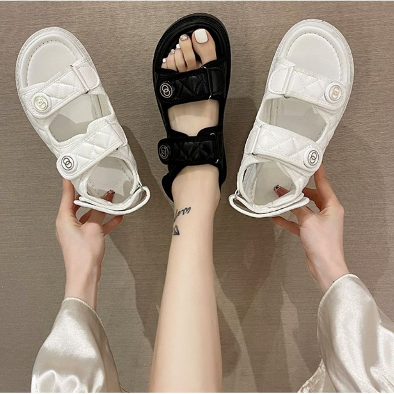 Dép sandal nữ 2 quai dán trần trám, sandal quai hậu đế bằng chất da mềm mịn