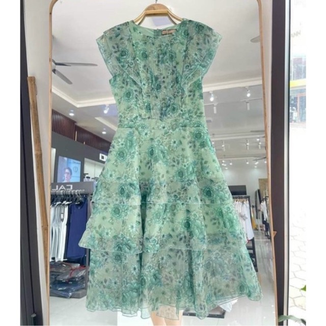 Váy Voan Hoa Xếp Ly Ngực Tay Cánh Tiên