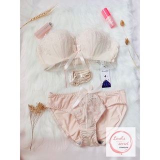 Bộ lót ren cúp ngực