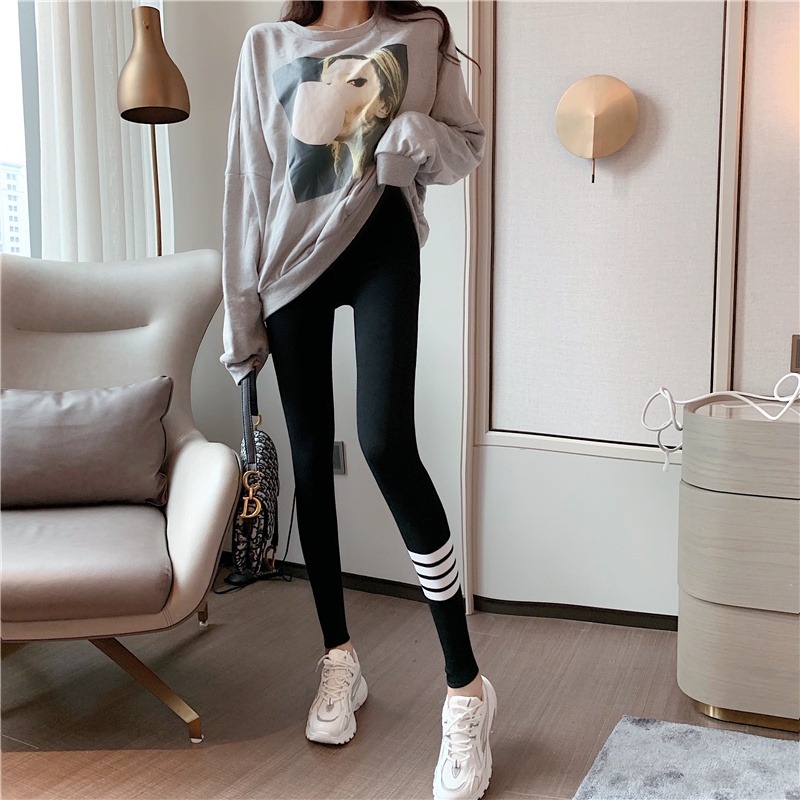 Quần legging thể thao họa tiết sọc ngang năng động cho nữ có size lớn phù hợp 65kg | BigBuy360 - bigbuy360.vn