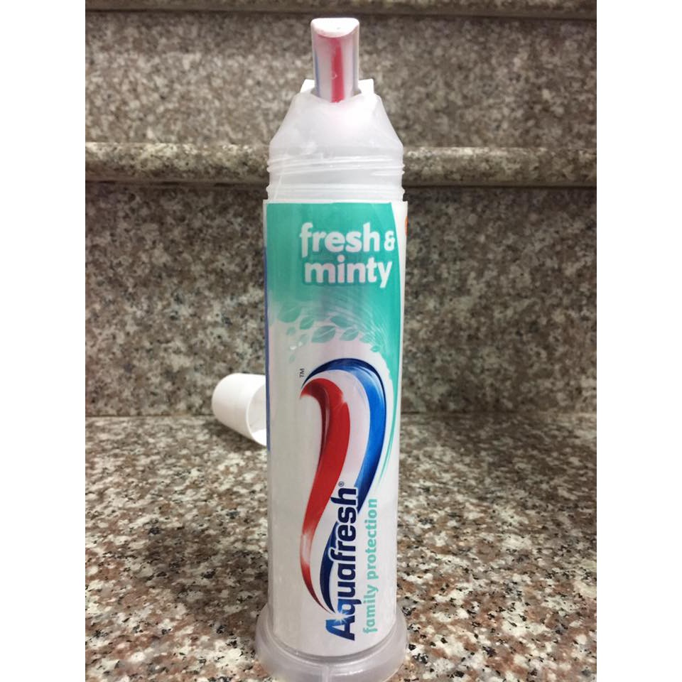 Kem đánh răng Aquafresh Fresh & Minty 100ml