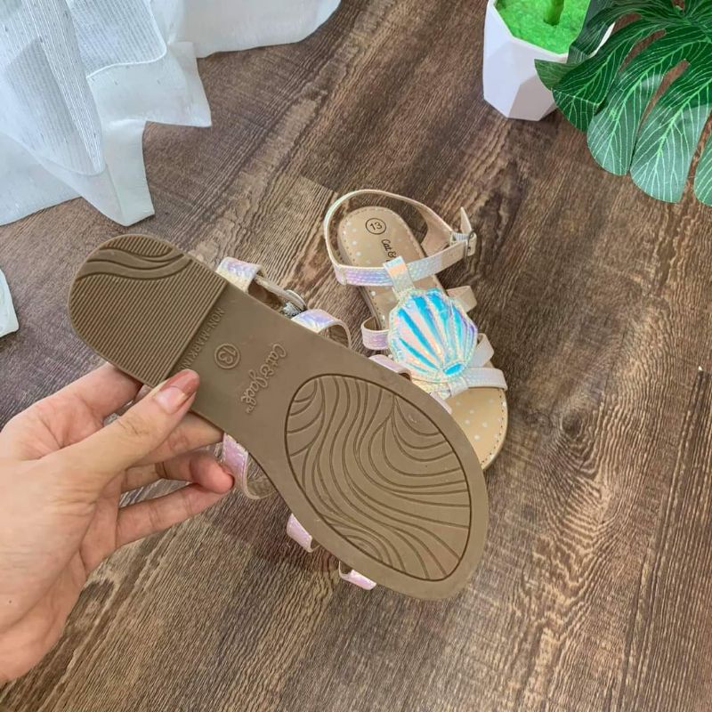 Dép sandal xuất dư xịn cho bé gái trắng vỏ sò