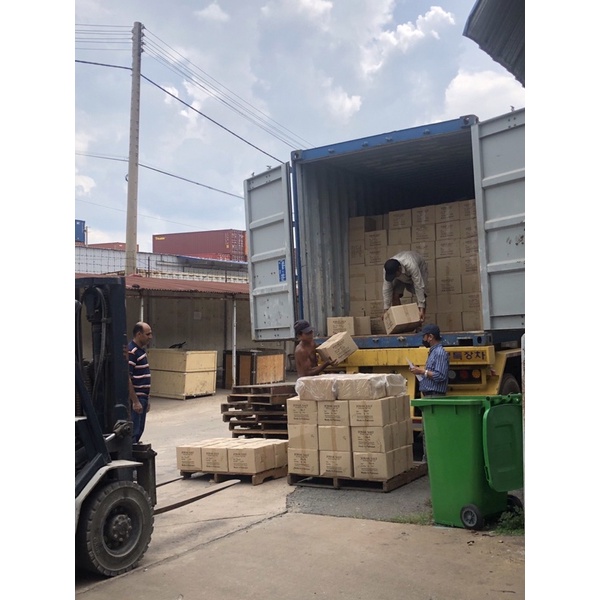 Đèn đá muối Himalaya hinh hoa hồng chính hãng