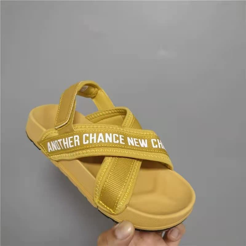 Sandal Snoopem kids dư xịn siêu êm.Sz32-36, giá 245k