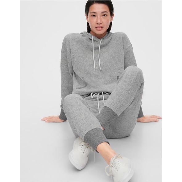 Áo hoddie nữ thương hiệu VNXK | BigBuy360 - bigbuy360.vn